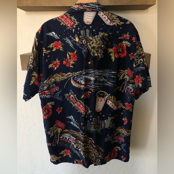 In N Out Burger|Hawaiian Vintage style novelty print button-down shirt•••Retro - Picture 6 of 11